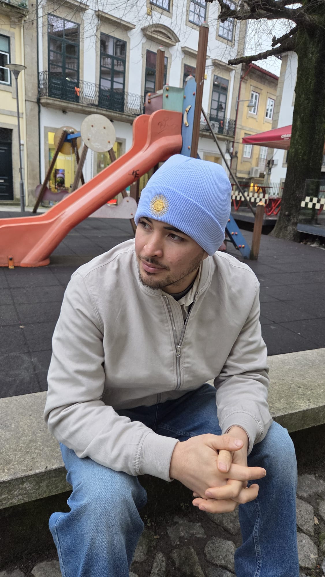 Gorrito de lana | Bordado de Sol de Mayo