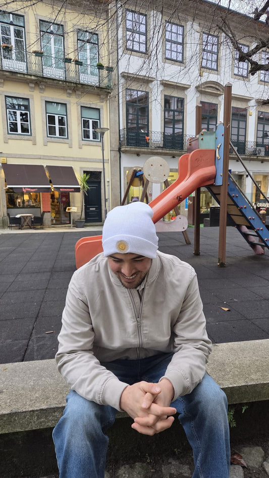 Gorrito de lana | Bordado Sol de Mayo